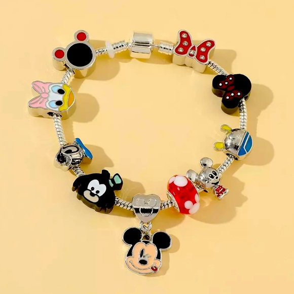 Collectors Edition Mickey Mouse & Friends 925 Silver Charm Bracelet- Ships Today - Picture 1 of 6